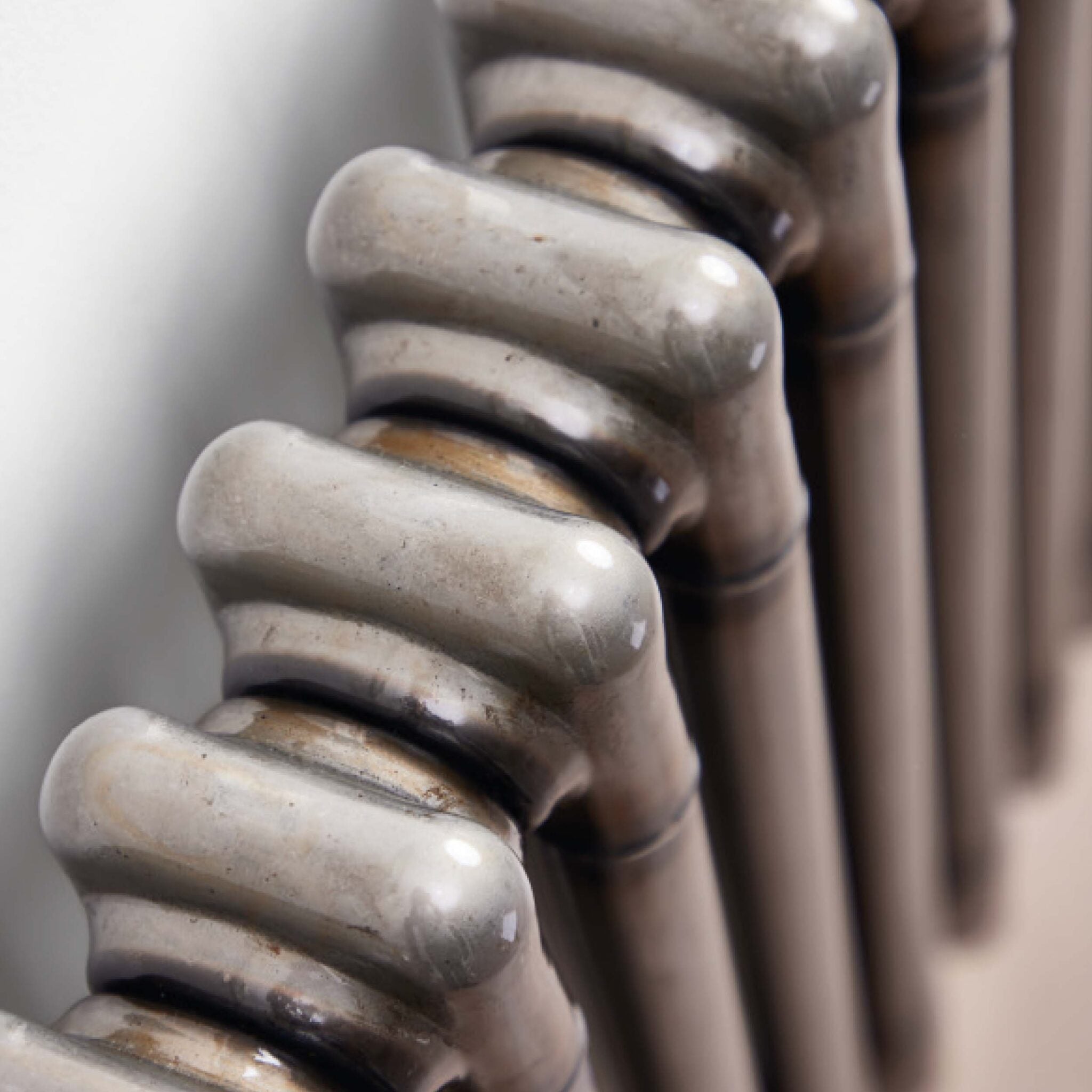 2 Column Horizontal Raw Metal 600 x 812 BTU 2764