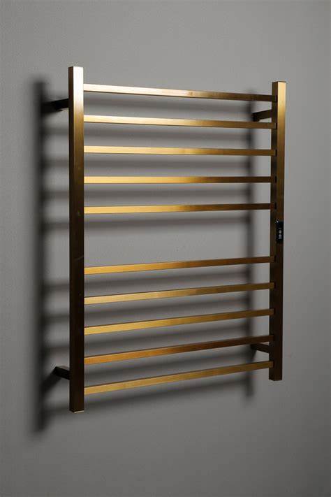 Flicker Heated Towel Rails / BTU 1242